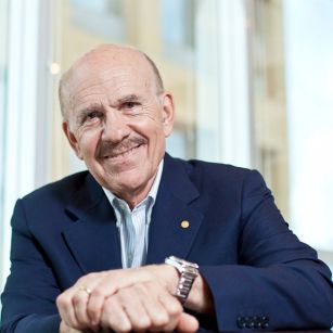Dr. Louis J. Ignarro