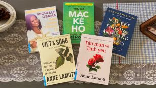Đánh thức ánh sáng nội tại qua bộ sách của các tác giả nữ