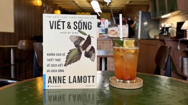 ‘Viết và Sống’ - Sống trọn vẹn trên từng trang giấy