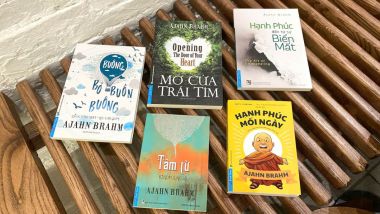 Phương thuốc chữa lành từ bộ sách của thiền sư Ajahn Brahm