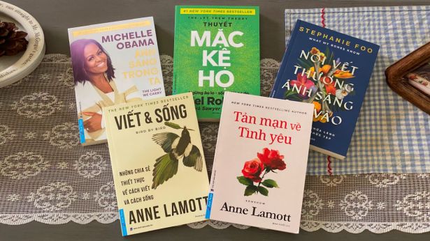 Đánh thức ánh sáng nội tại qua bộ sách của các tác giả nữ